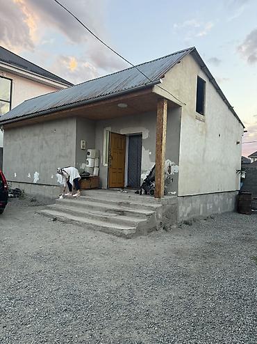 Продажа коттеджей и домов: Собственник!!! Продаю дом в ж/м Ак-Ордо2 по улице Сары-Жаз, Вверх от — 18