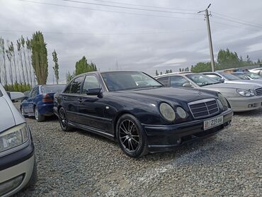Транспорт: Mercedes-Benz : 1996 г., 2 л, Механика, Бензин, Седан