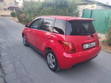 Toyota: Toyota ist: 2003 г., 1.5 л, Автоматические, Бензин