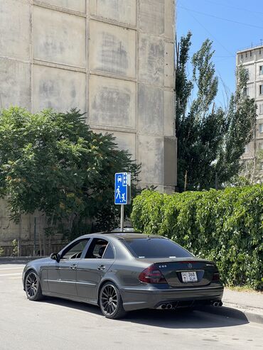 водительское кресло: Mercedes-Benz E-Class: 2003 г., 5 л, Автомат, Бензин, Седан