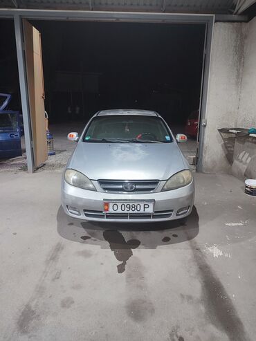 жети орунду машина: Daewoo Lacetti: 2006 г., 1.6 л, Механика, Бензин, Хетчбек