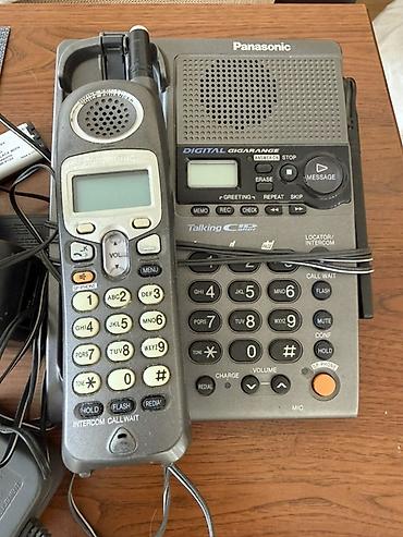 Panasonic simsiz/masaüstü telefon sistemi Xüsusiyyətlər: - Baza