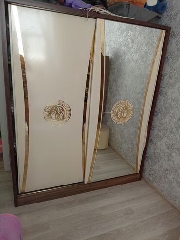 Детская мебель: Для девочки, Б/у, Односпальная кровать