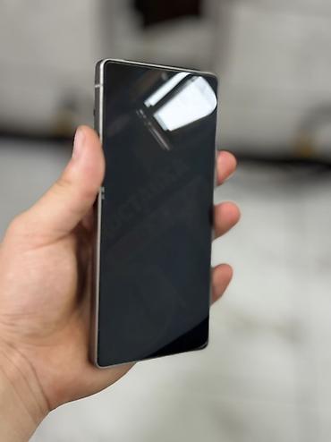 z generation: Samsung Galaxy S25Ultra — 4