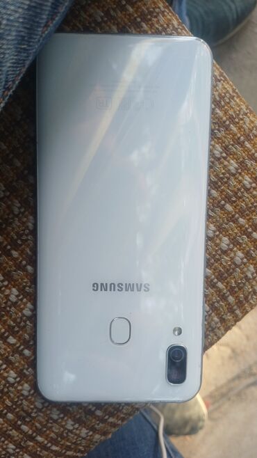 Samsung Galaxy A20, rəng - Ağ, Barmaq izi