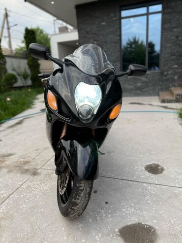 где взять авто в рассрочку: Спортбайк Suzuki, 1300 куб. см, Бензин, Взрослый, Б/у