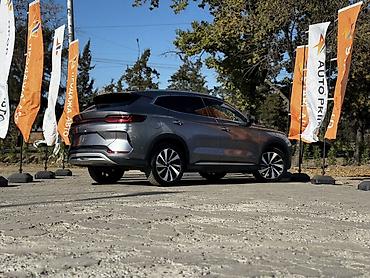 wuling mini ev: BYD Song Plus: 2023 г., 1.5 л, Гибрид, Кроссовер — 2