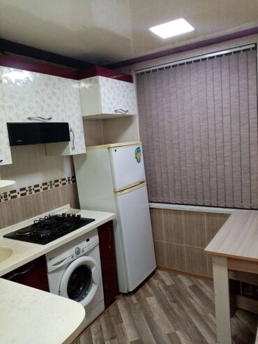 Uzunmüddətli kirayə mənzillər: Sumqayıt şəhər, 5-ci mikrorayonda, yol qırağı 5 mərtəbəli binanın 5-ci — 10