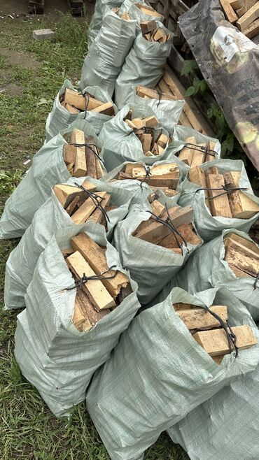 продаю дрова в мешках: Дрова Сосна