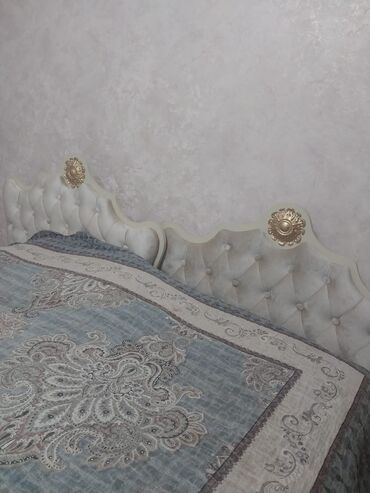 Yataq otağı dəstləri: Təknəfərlik çarpayı, Dolab — 9