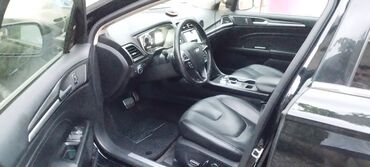 Ford: Ford Fusion: 2 l | 2018 il 205000 km Sedan — 5