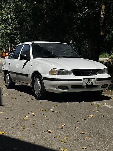 opel astra g opc: Ağ rəngli sedan, 4 qapılı, ön ötürücülü. Klassik, sadə dizaynlı kuzov — 6