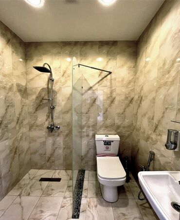 Günlük kirayə evlər: 240 kv. m, 5 otaqlı, Qaz, Su, İnternet — 6