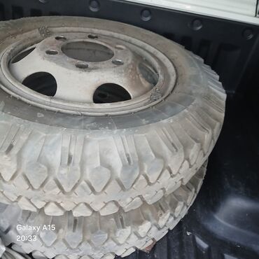 куплю диски шины: Комплект из двух колес с дисками. На газ 52 8000 за одну штуку