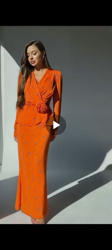 модные узбекские платья: Вечернее платье, Классическое, Длинная модель, С рукавами, XL (EU 42), 2XL (EU 44)