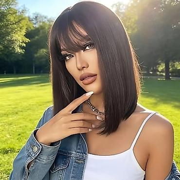 Perike i klipse: Perike – ravna kosa, više stilova i boja Opis: - Moderna kolekcija — 35