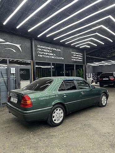 sprinter bazar: Mercedes-Benz : 1993 г., 1.8 л, Механика, Бензин, Седан — 4