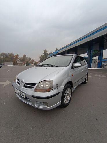 капот на одисей: Nissan Almera Tino: 2000 г., 2 л, Автомат, Бензин, Вэн/Минивэн