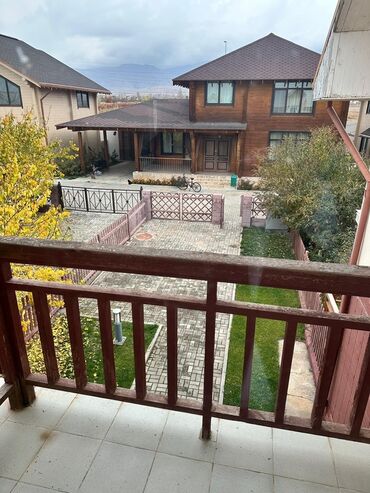 Продажа домов: Таунхаус, 135 м², 3 комнаты — 9