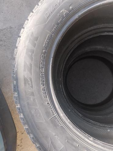 Bridgestone Blizzak DM-V2 — комплект зимних шин без шипов (Studless)