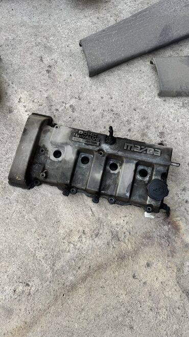 Другие детали кузова: Разбор Mazda 626 GE (седан/хэтчбек, 1996 г). В наличии оригинальные — 2