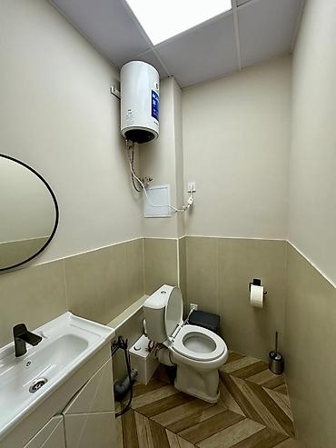 полуподвал: Сдаю Офис целиком: Колл-центр, 44 м², В жилом комплексе, С ремонтом, С отдельным входом, С отдельным санузлом — 4