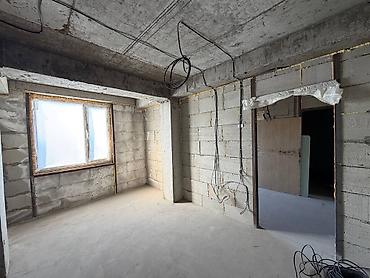 3 3: 1 комната, 35 м², 7 мкр 3 этаж, ПСО (под самоотделку) — 4