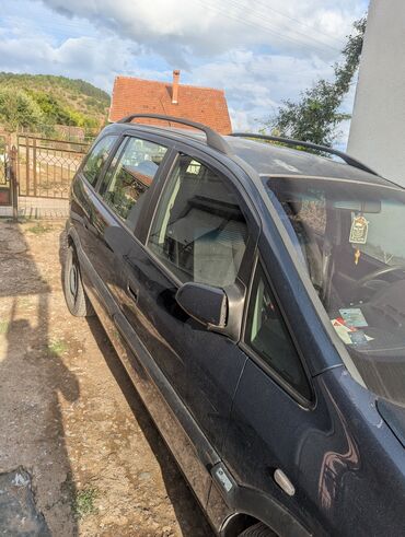 Opel: Opel Zafira: 2 l | 2002 г. MPV Body Type — 11