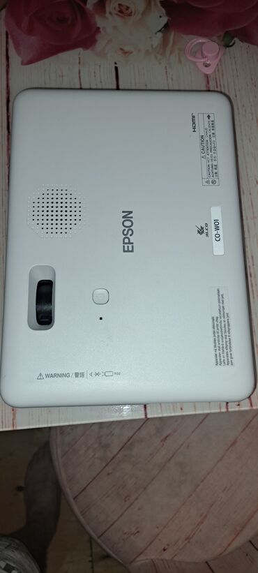 təyziq ölçən aparat: Portativ Proyektor Epson
