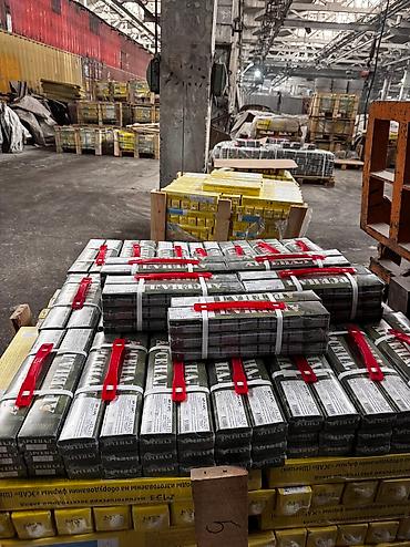 Электроды: Электроды сварочные: •УОНИ 13/55 •УОНИ 13/45 •МР-3 Люкс •Арсенал •ESAB — 11