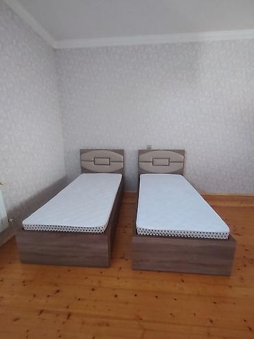 Iki eded tek neferlik carpayi. Eni 95 uzunu 2m. Matrasi ile birlikde lalafo.az -da Iki eded tek neferlik carpayi. Eni 95 uzunu 2m. Matrasi ile birlikde