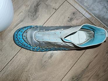 муж красовки: Футбольные бутсы/сороконожки Adidas Predator (взрослые) РАЗМЕР 40 - — 7