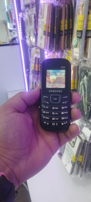 samsung j120: Samsung GT1200, < 2 ГБ, цвет - Черный, Гарантия, Кнопочный