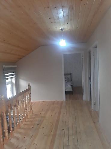 Bağ evlərinin kirayəsi: 10 Nəfər üçün münasib günlük kirayə ev Təsvir: - Ağac tavanlı, taxta — 5