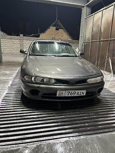 tayota mark 2: Mitsubishi Galant: 1993 г., 2 л, Кол менен иштөөчү, Бензин, Седан — 4