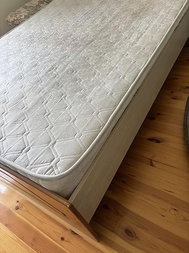 Mebel: İşlənmiş, İkinəfərlik çarpayı, Bazasız, Matras ilə — 1