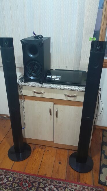 Mikrofonlar: Səsgycləndirici Sony 4 kolonka Aux Hdmi 2av 1out Fm radio Blyray disk