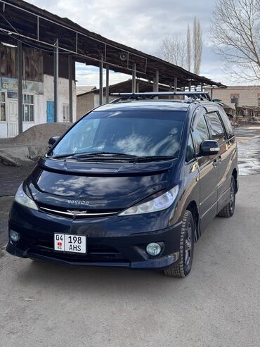 Toyota: Toyota Estima: 2002 г., 3 л, Автомат, Газ, Минивэн