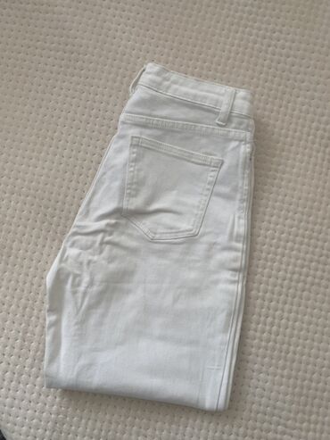 женские белые джинсы стрейч: Мом, Средняя талия, Стрейч