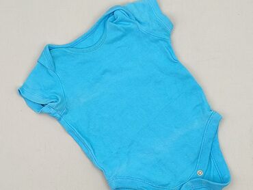 pajacyk z weluru: Body, F&F, 6-9 miesięcy, 
stan - Idealny