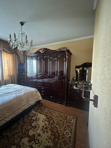 Продажа квартир: 3 комнаты, 67 м², 105 серия, 4 этаж, Евроремонт