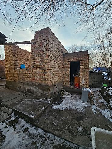 Продажа коттеджей и домов: Продаётся участок с 2мя домами, 1 недостооенный Кож.завод Цена — 3