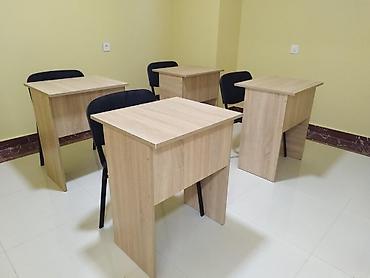 Kvadrat masa, Stul ilə, Polkasız, Siyirməsiz, Rusiya, Sadə laminat
