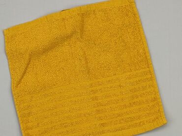 Textile: PL - Towel 30 x 30, color - Yellow, condition - Good