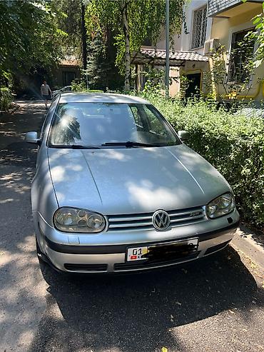 авто вариянт: Volkswagen Golf: 2001 г., 1.6 л, Автомат, Бензин, Хэтчбэк — 7