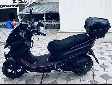 мопед махси: Макси-скутер Honda, 150 куб. см, Бензин, Б/у — 1