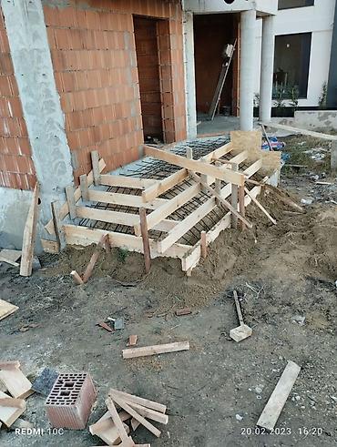 Бетонные работы: Стяжка фундамент отмостка лестница сделаем. Услуги: - Бетонирование — 6