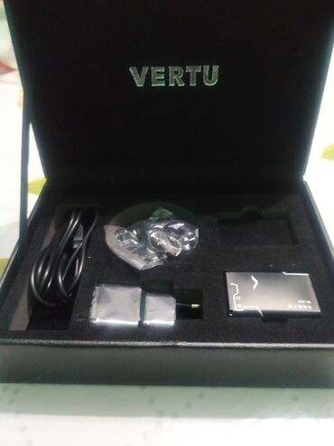 телефон vertu в Кыргызстан | VERTU: Продаю телефон vertu с документами без трещин и зарапин