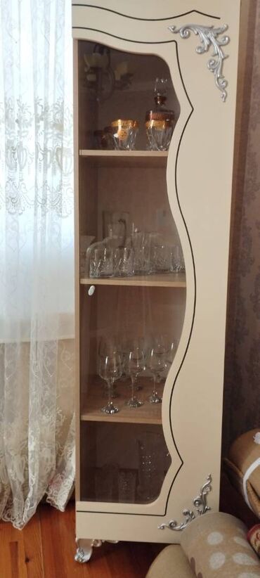 Mebel: Tep tezedi demek olarki yenidi satilir icindekiler satilmir ideal