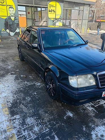 Mercedes-Benz W124: 1995 г., 3.2 л, Бензин, Седан — 6